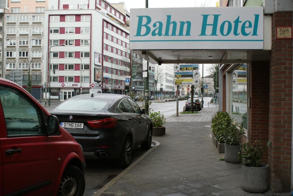 Bahn-Hotel Düsseldorf Exterior foto